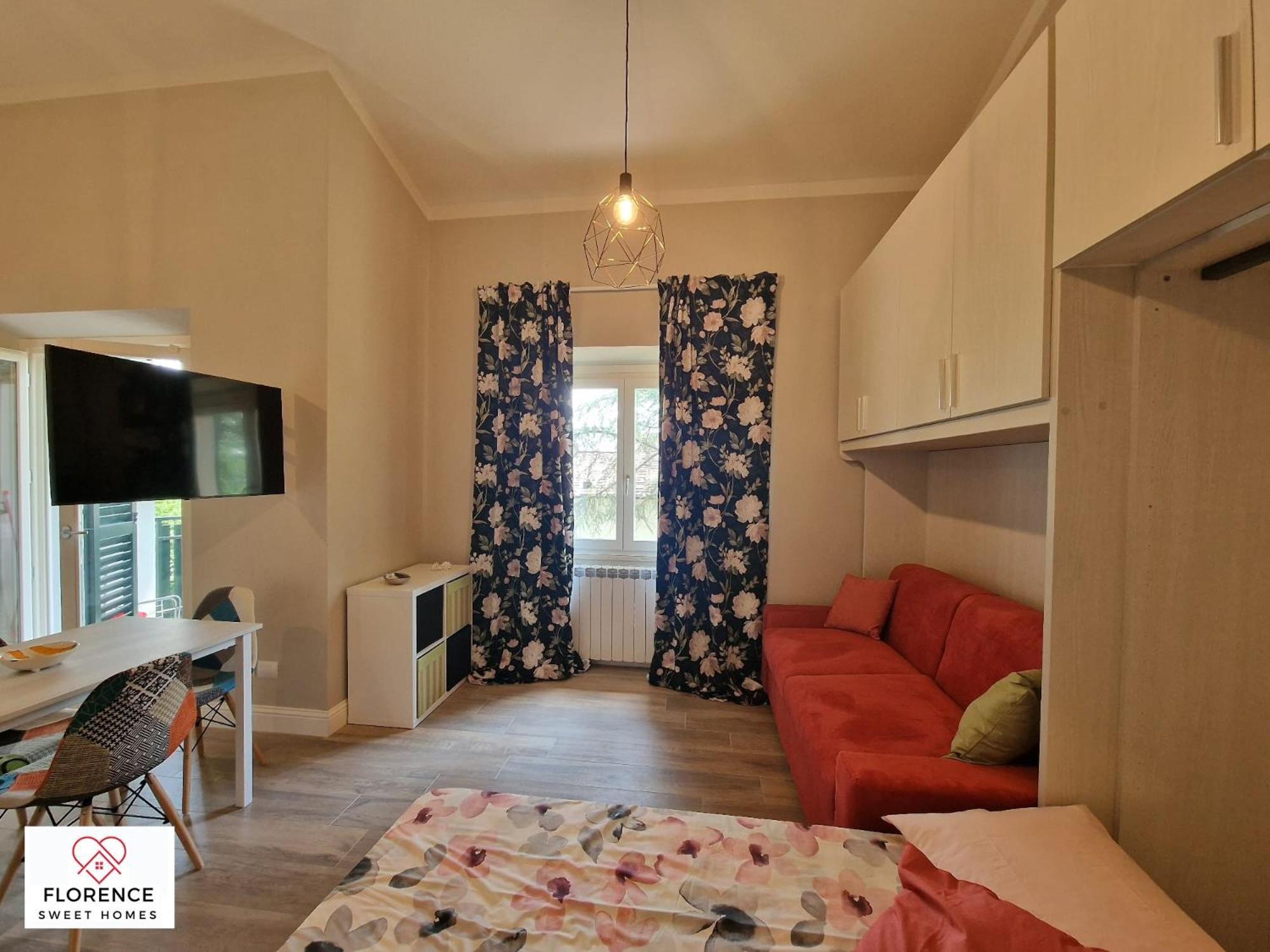 Lella Apartment With Free Parking By Florence Sweet Homes Bagian luar foto